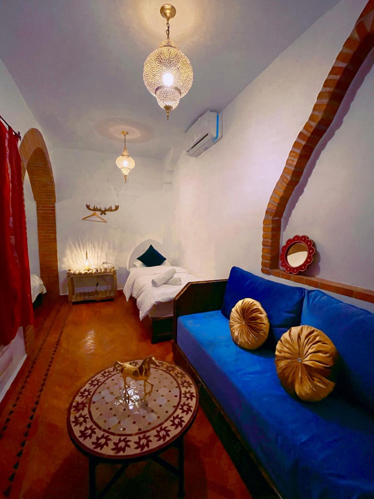 Riad Bab Mahruk Chefchaouen Bagian luar foto