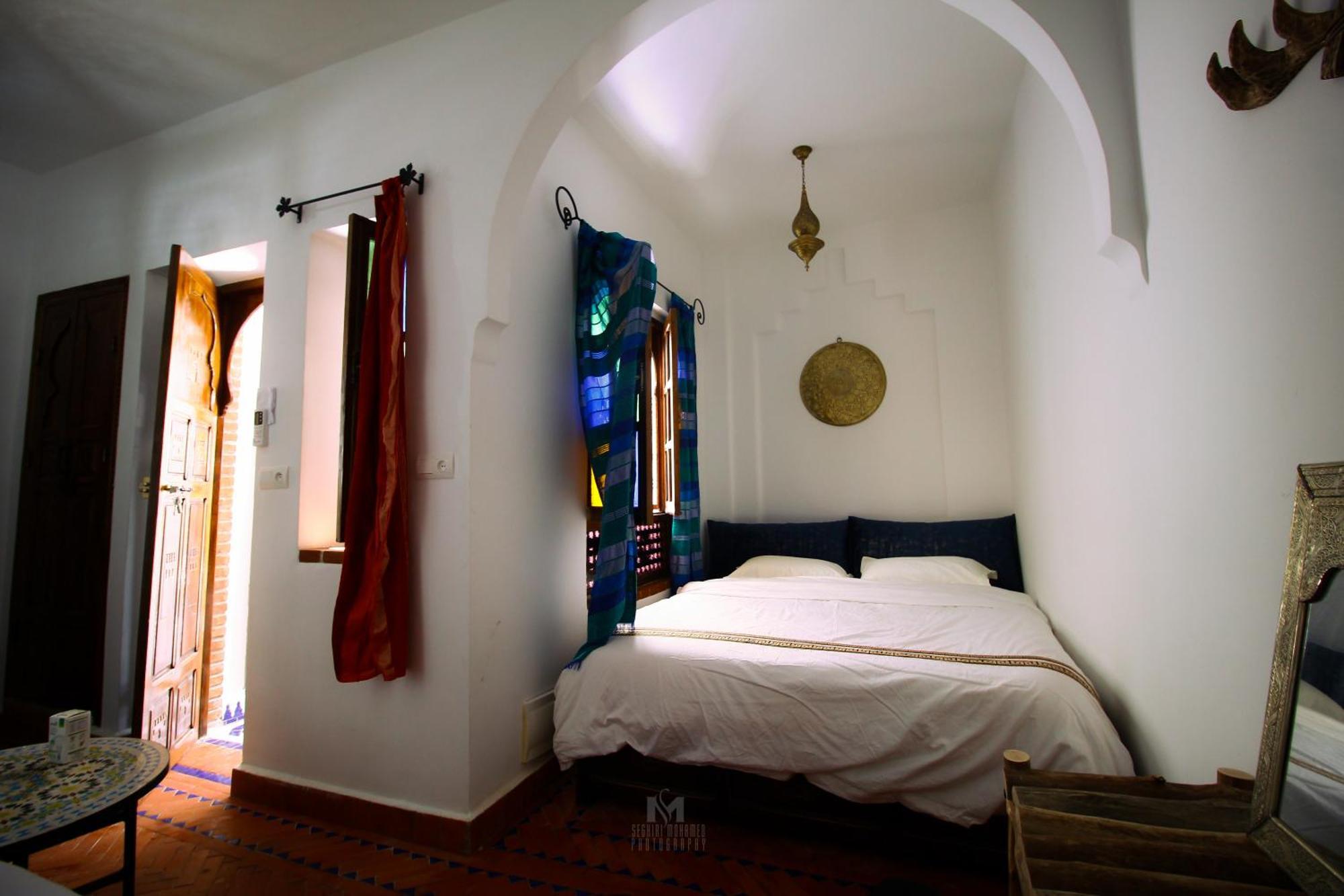 Riad Bab Mahruk Chefchaouen Bagian luar foto