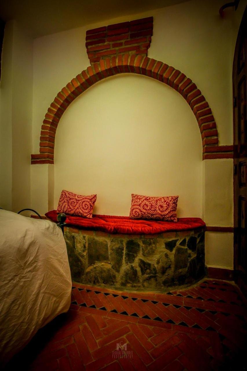 Riad Bab Mahruk Chefchaouen Bagian luar foto